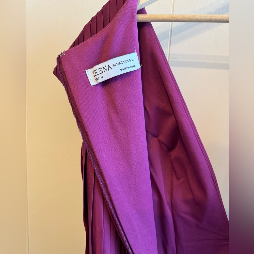 Pleated Plunge Neck Belted A Line Gown - Picture 5 of 5